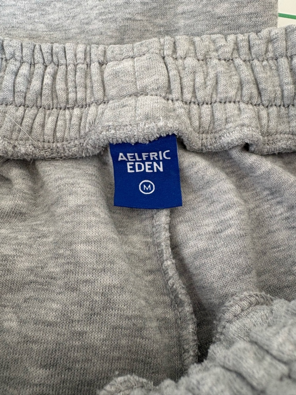 Aelfric Eden Embroidery Dog Baggy Barrel Sweatpants size Medium - Picture 3 of 9